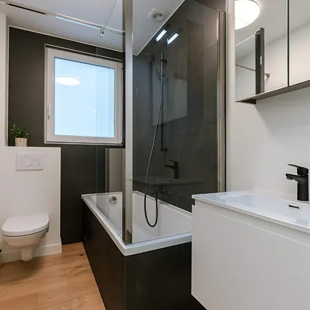Huswell - Charming In - Perfect For 7 Guests * オステンド